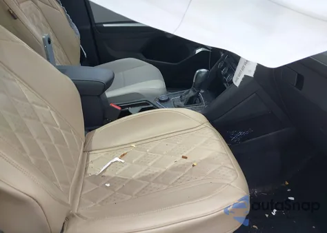 2021 Volkswagen Tiguan 2.0T Se/2.0T Se R-Line Black/2.0T Sel из США, поврежденный, VIN 3VV2B7AX5MM020255